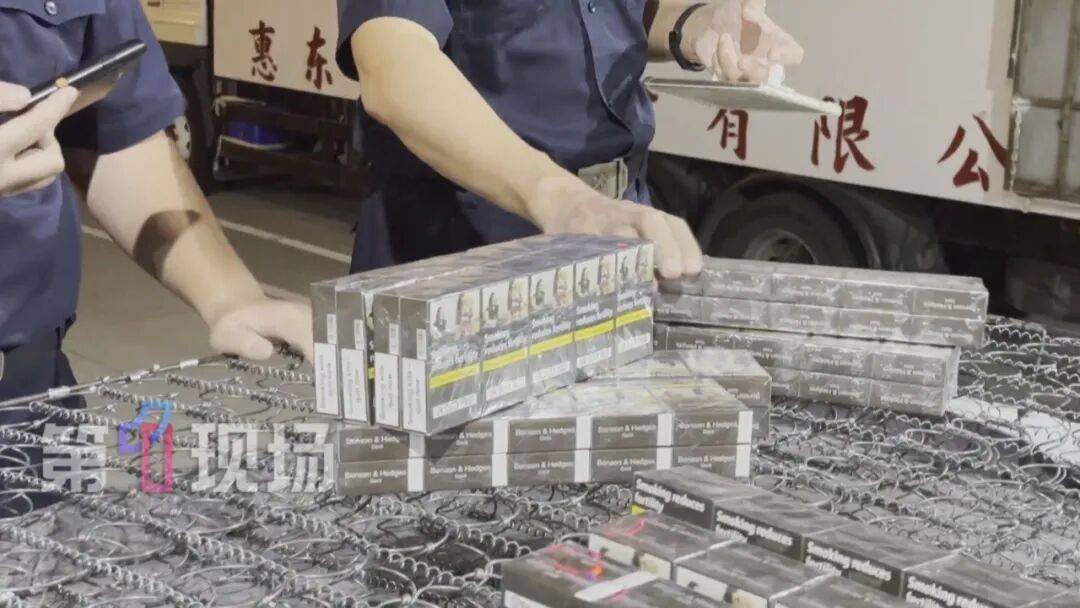床垫“肚里”有蹊跷？海关揭秘！ (pic3)