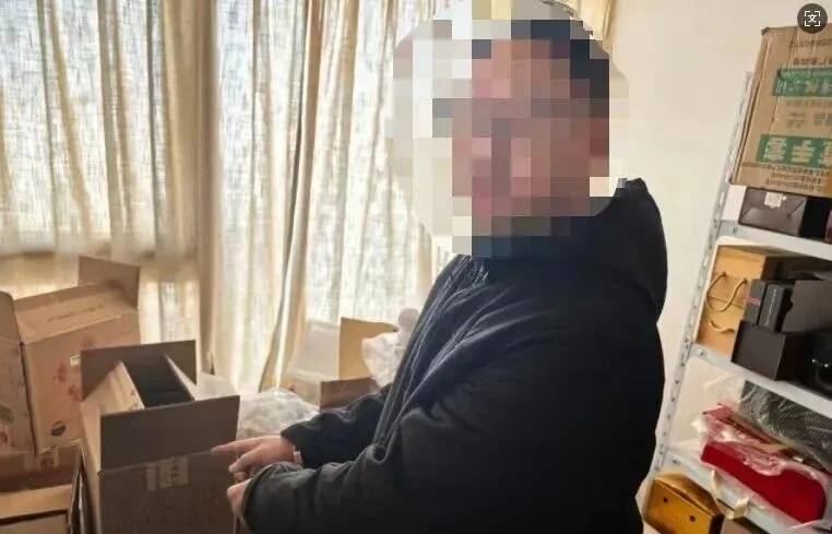 员工利用工作之便，偷偷复刻公司储藏室钥匙，偷走价值数万元茅台 (pic4)