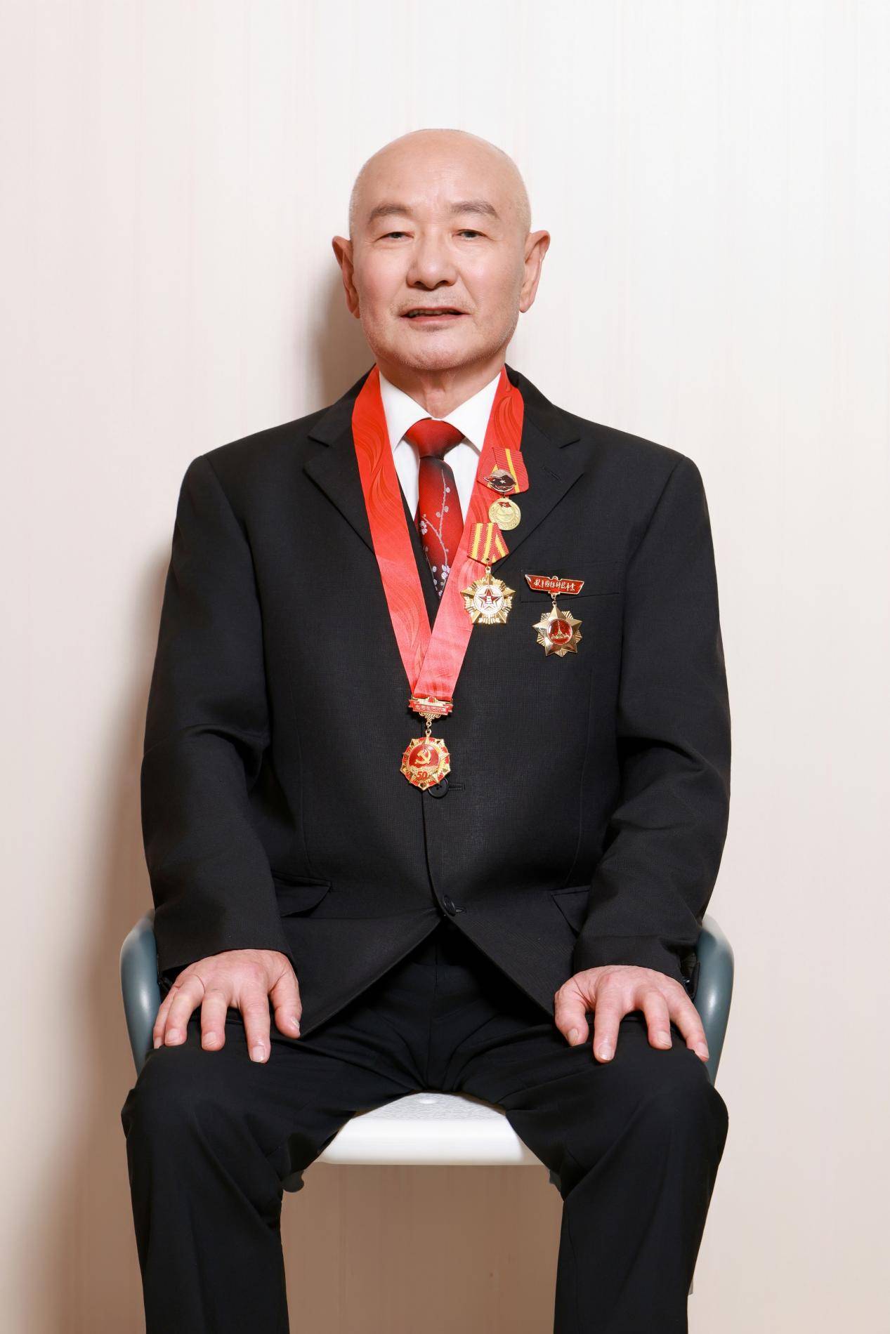 2026上海最美退役军人｜四次下水救人，82岁老兵孙灶立的承诺 (pic1)