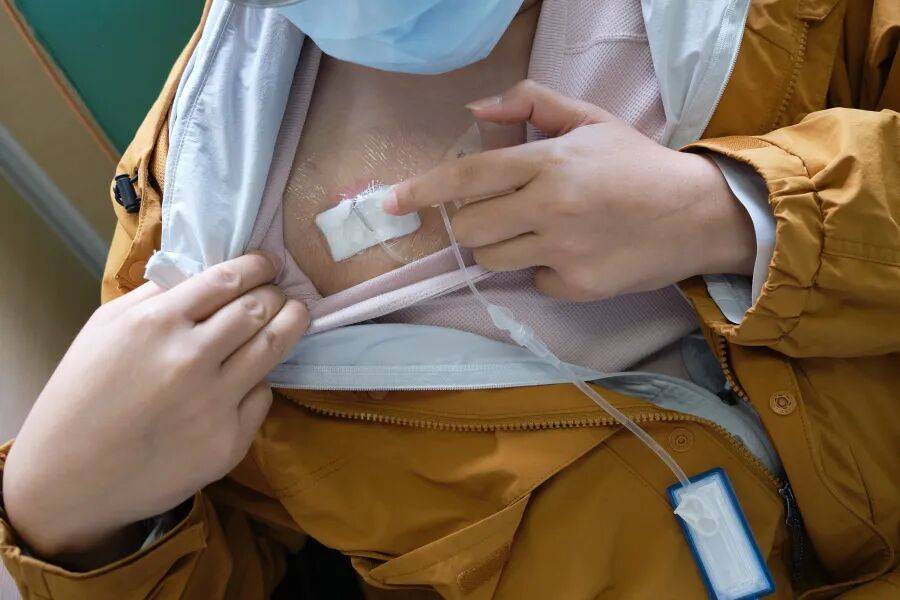 大山里走出来的24岁博士研究生,胃癌晚期,化疗25次,本人回应 (pic10) 大山里走出来的24岁博士研究生,胃癌晚期,化疗25次,本人回应 (pic10)